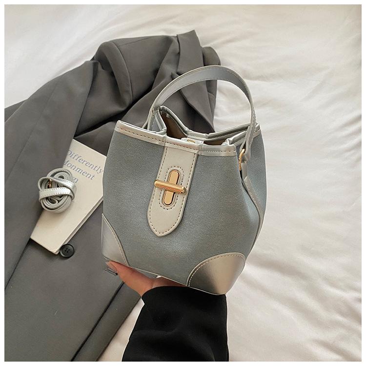 Large-capacity Contrasting Color Bucket Small Bag Women's 2025 New Fashion Hand-held Versatile Messenger Bag, Premium Texture Shoulder Bag