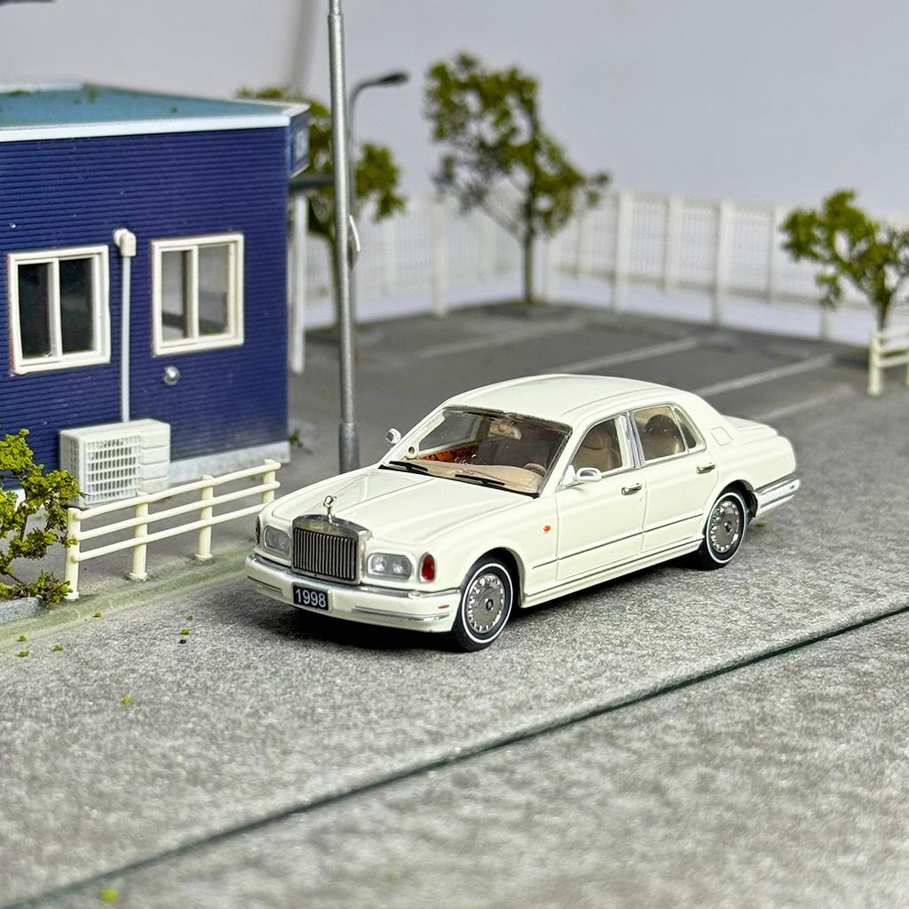 GFCC 1:64 Rolls Royce Silver Seraph Alloy Car Diecasts & Toy Vehicles Car Model Miniature Scale Model Car For Children