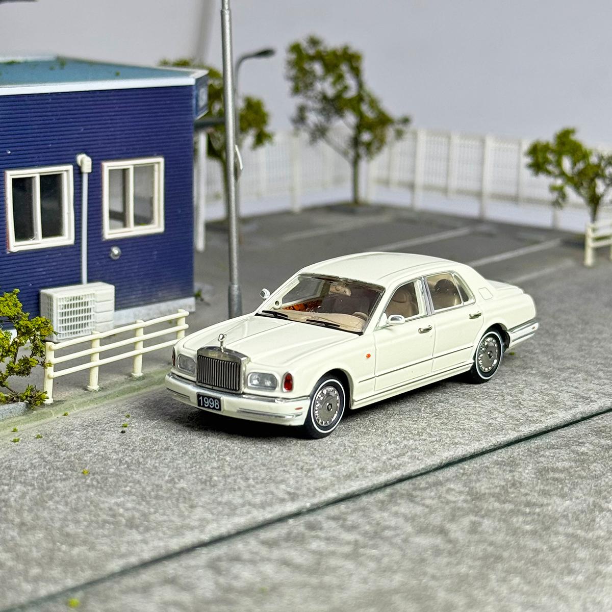 

GFCC 1:64 Rolls Royce Silver Seraph Alloy Car Diecasts & Toy Vehicles Car Model Miniature Scale Model Car For Children