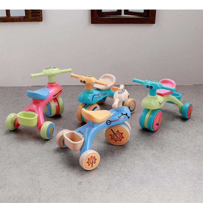 1Pcs Dollhouse Mini Tricycle Simulation Small Bike Model Toys Miniature Home Scene Ornament Doll House Accessories