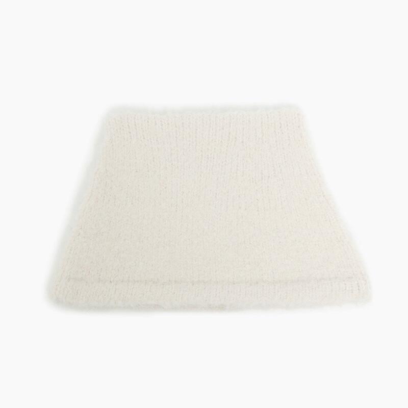 Knitted animal bocashi ear-shaped beanie winter hat black