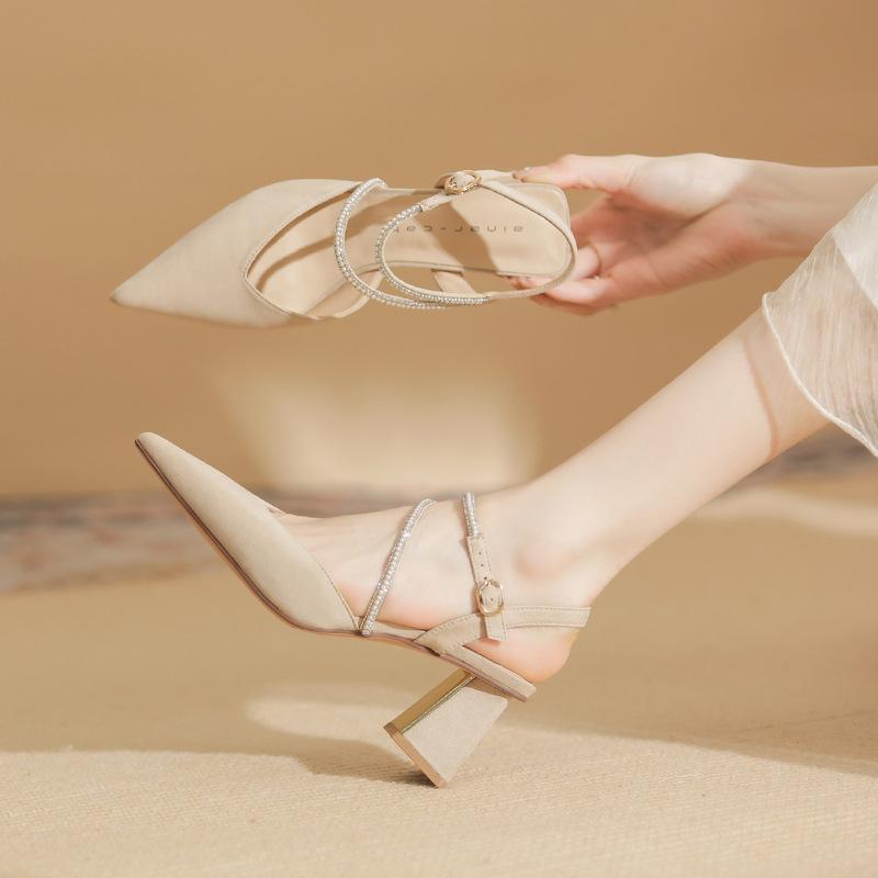 61203 [sheepskin] Baotou sandals women's 2025 new pointed high-heeled temperament word with thick heels single shoes