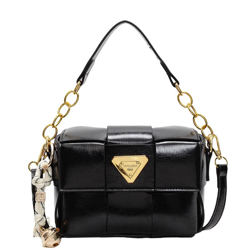 Hot Sale Fashion Light Luxury Simple Design Sense Woven Portable Small Square Bag Casual Versatile Commuter Messenger Bag