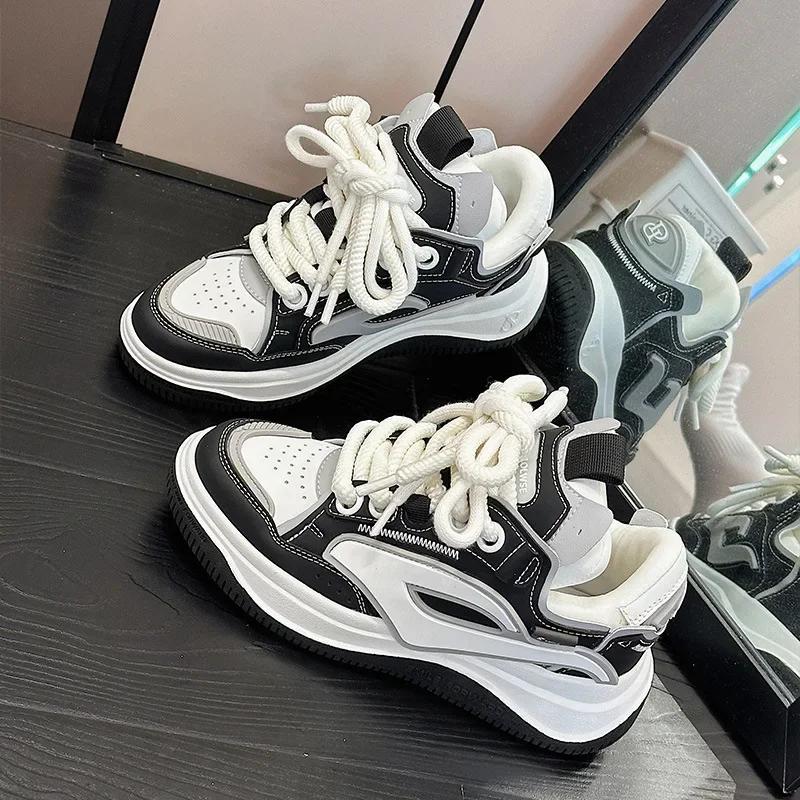 Fashion Trend 2025 Fashion Thick Bottom Women's White Shoes Autumn New Versatile Vintage Niche Casual Sports Board Shoes Student