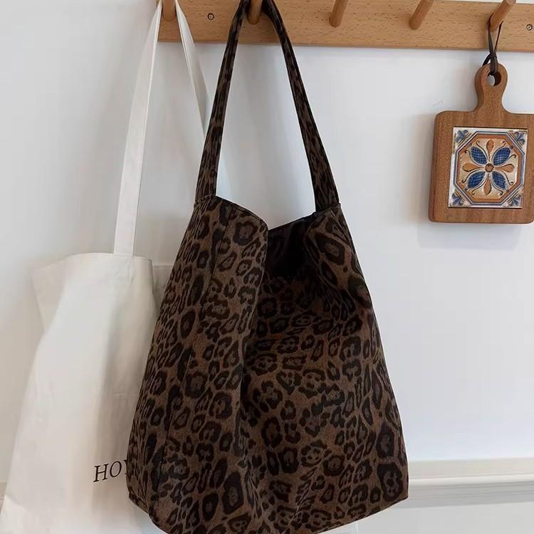 Autumn And Winter Suede Leopard Print Bag Women'S Fashion Versatile Retro Casual Commuter Shoulder Tote Bag