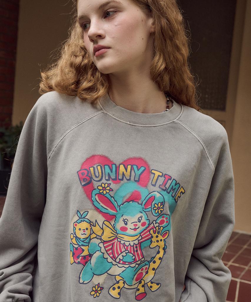CPGN STUDIO Stuffy Bunny Raglan Pigment Sweatshirt Ghost Grey