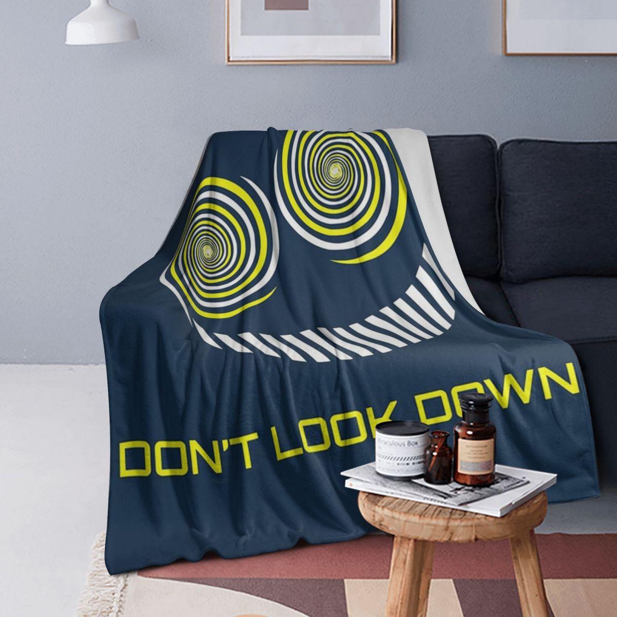 Exquisite Fashion Items Unisex The Smiler Alton Towers Resort Park Blanket Soft Warm Flannel Throw Blanket Plush For Bed Living Room Picnic Travel Home Couch