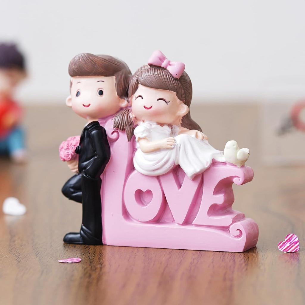 Cute Couple Love Decorative Showpiece - Valentine Gift for Girlfriend, Boyfriend, Husband, Wife, Him, Her