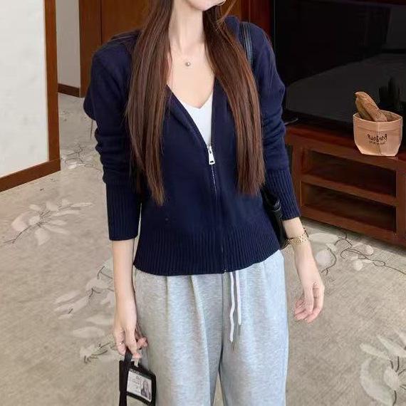 Zhao Lusi Style Navy Blue Zip-Up Knit Cardigan for Women