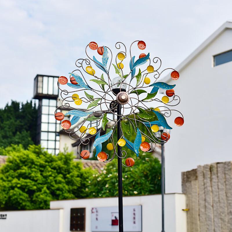 Outdoor Solar Iron Wind Spinner