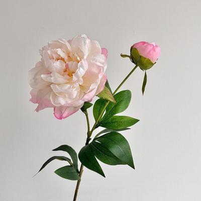 Decorațiuni pentru casă – Flori decorative şi coroane de flori