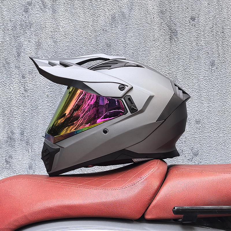 Unisex Motorcycle Rally Helmet with Single Visor for Road and Off-Road Long Distance Travel