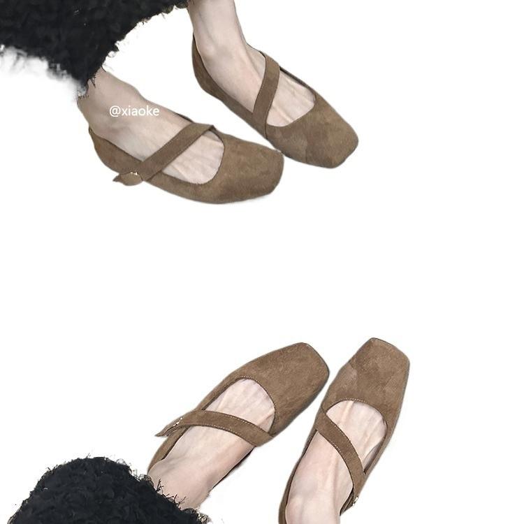 Retro square head shallow mouth single shoes women's flat 2025 new French evening wind suede temperament commuter Mary Jane shoes