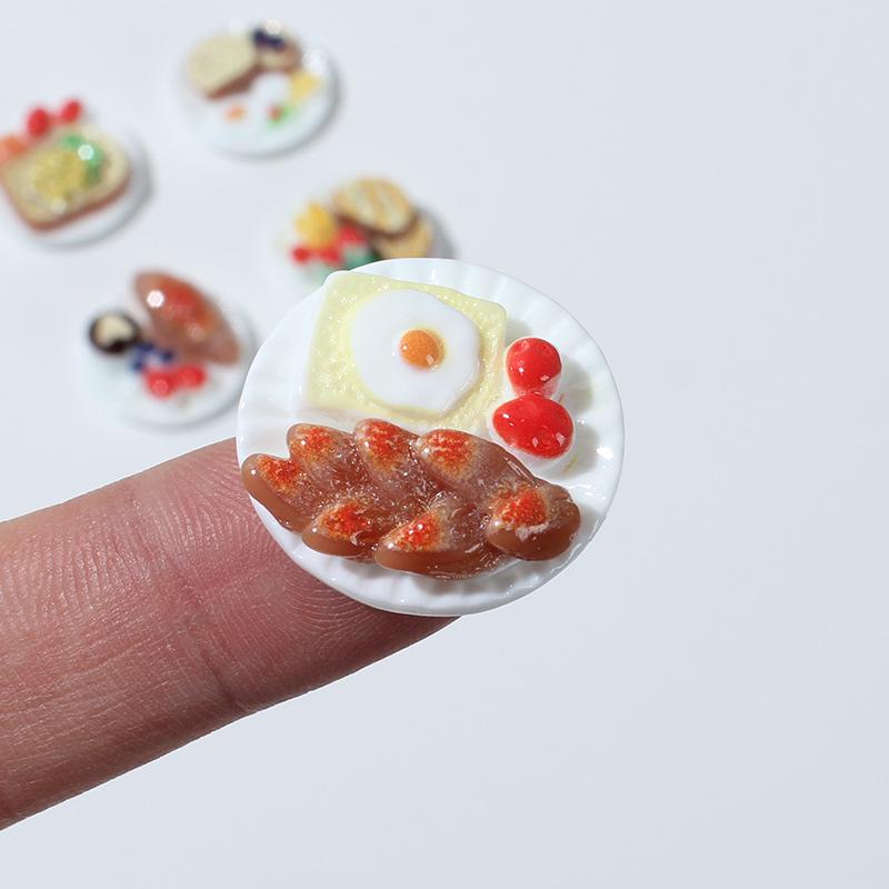6PCS Magnetic Refrigerator Stickers Simulation Food Finished Snack Plate Resin Small Plate Small Kitchen Homemade Diy Decoration