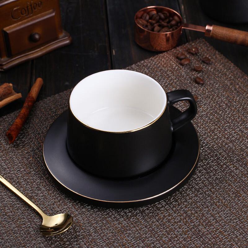 Shangqi Matowy Biały Ceramiczny Zestaw Filiżanka i Spodek do Kawy