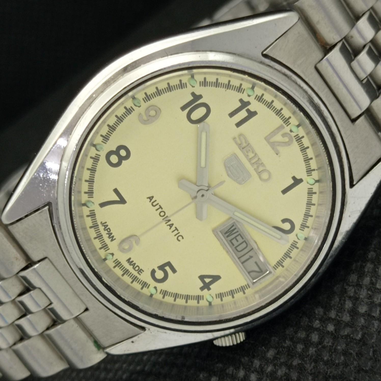 

USED VINTAGE SEIKO 5 AUTO 7009A JAPAN MENS D/D YELLOW WATCH 608a-a315072-2 SKU608a-a315072