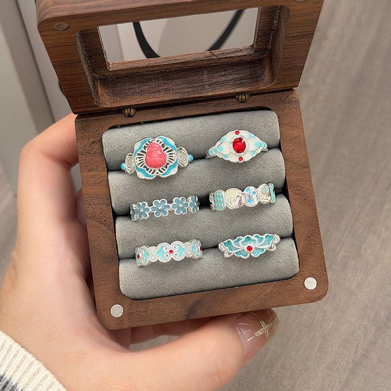 Niche High-End Sweet Sister Country Tide Style Colored Enamel Flower Retro Pattern Open Ring Stacked With Personalized Ring