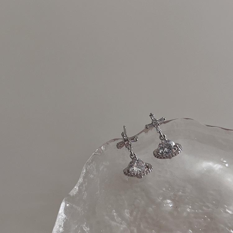 Korean Zircon Planet Stud Earrings: Versatile, Simple, and Stylish Women's Fashion Jewelry