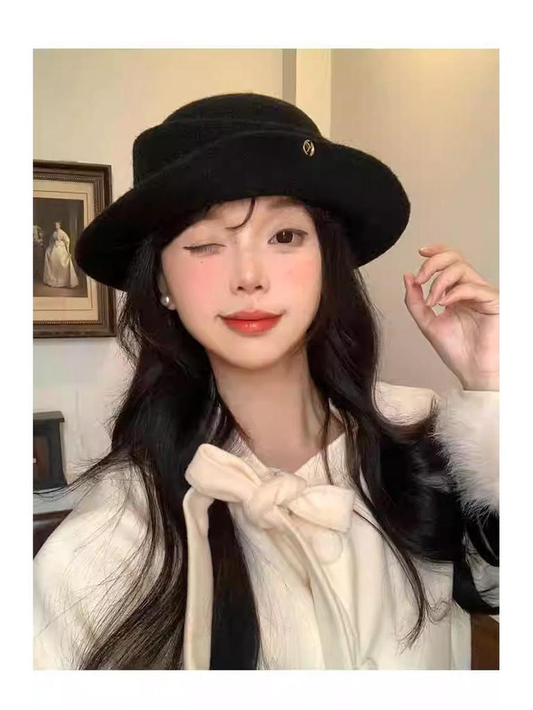 Korean-Style Rolled Brim Beret for Women - Elegant, Versatile Spring & Autumn Fashion Hat