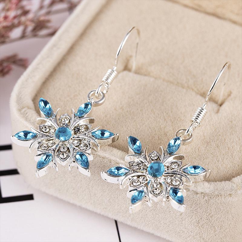 Platinum Blue Snowflake Two-Tone Diamond Earrings: European & American Fashion Jewelry for Women