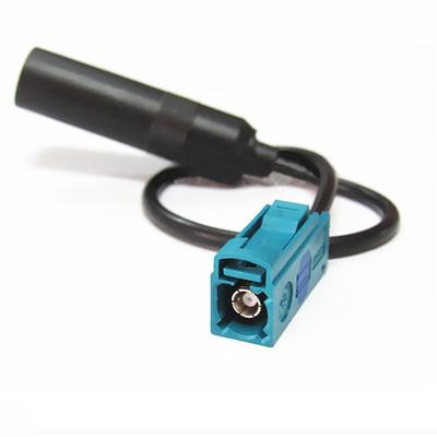 Accesorios para la electrónica del coche – Cables, adaptadores y enchufes