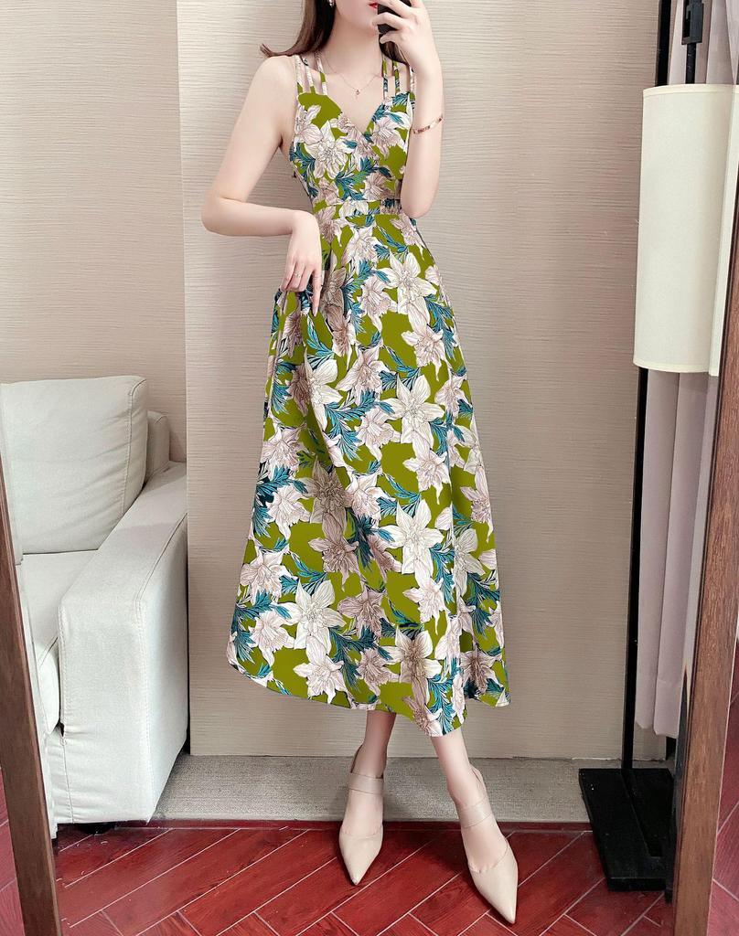 Elegantní květinové šaty na ramínka - Dámský štíhlý letní plážový dovolenkový outfit 2023