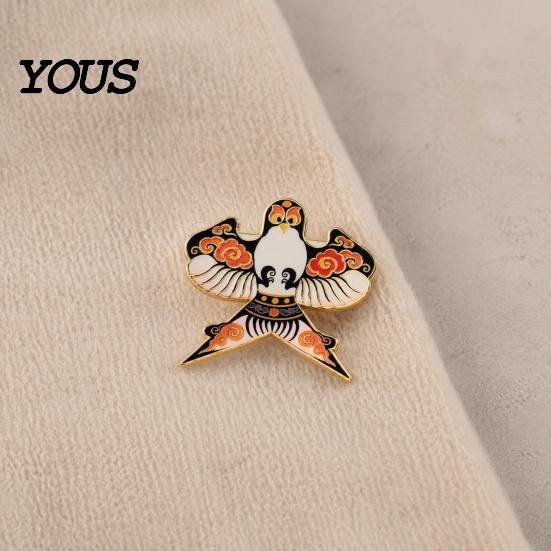 Decorative Metal Lapel Pin Chinese Style Paper Kite Brooch, Enamel Butterfly Goldfish Swallow Vintage Women Jewelry Badge, for Clothing Scarves