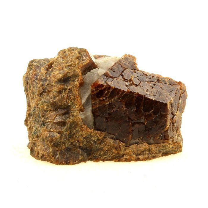 Pierres et Minéraux. Grenat Grossulaire-Andradite. 156,0 ct. Pyrénées-Orientales, France..