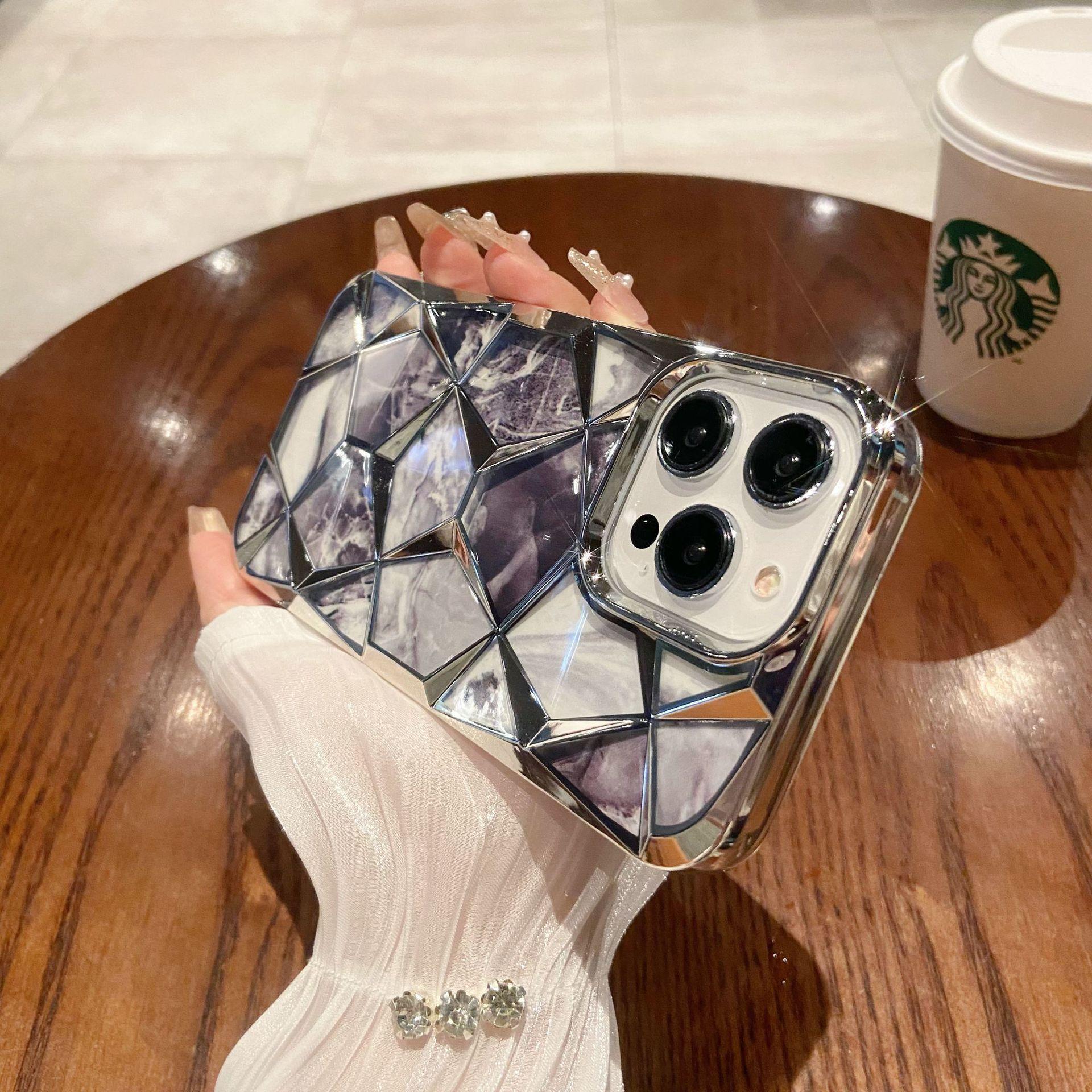 

Luxurious Diamond Gradient Diamond Pattern Suitable for Apple s New IPhone16promax Phone Case 16 Soft Shell Anti Fall iPhone12promax