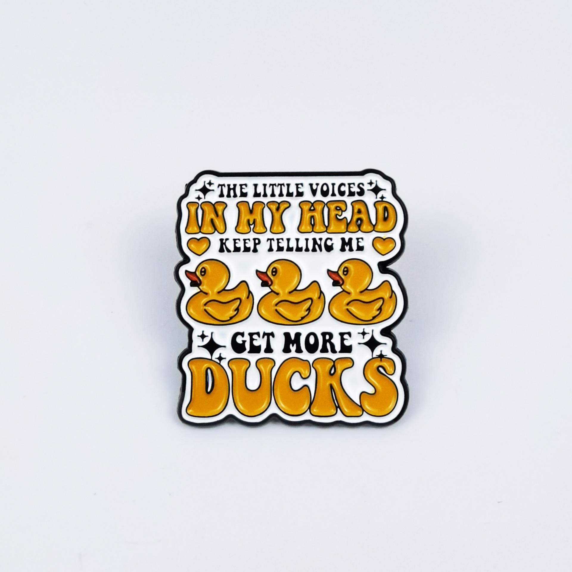 Cute Cartoon Cat Brooch with Bow Badge for Backpack & Clothing Decoration