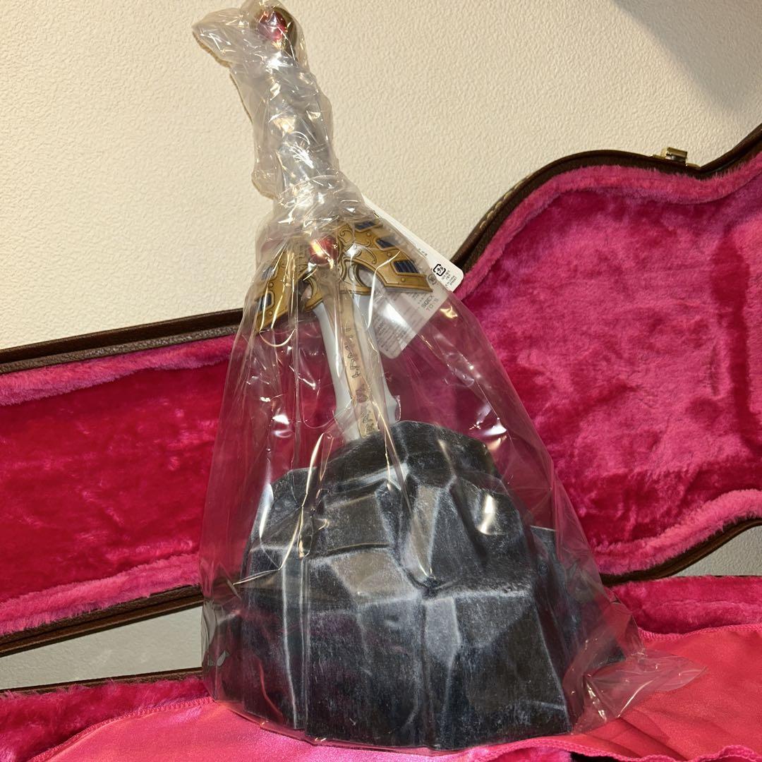 

[USED] Dragon Quest Lottery Special Legendary Hero Award Loto s Sword with Rock Pedestal