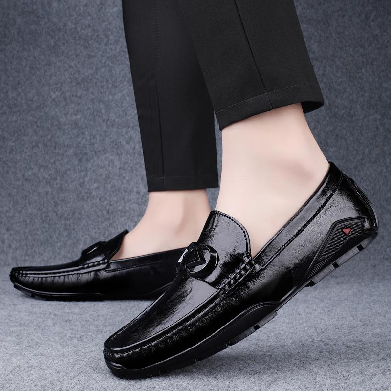 2025 Genuine Leather Men Loafers New Handmade High Quality Non-Slip Men Leather Flats Luxury Brand Versatile Comfy Driving Shoes
