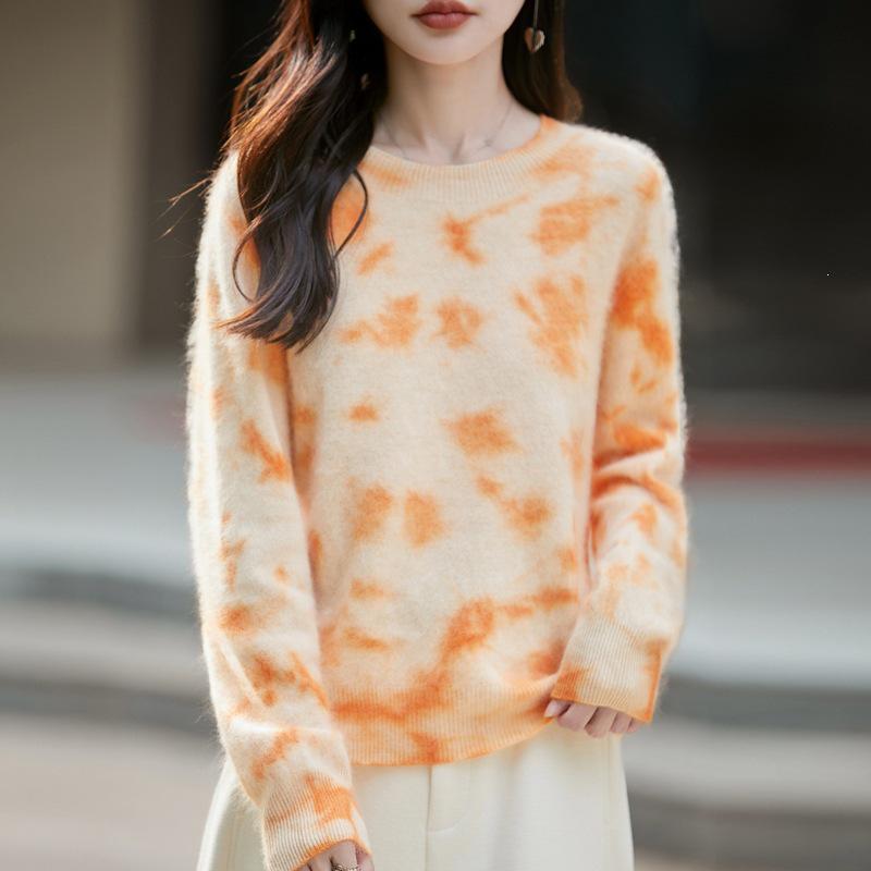 Soft Brushed Wool Sweater: 2026 Autumn/Winter Round Neck Knitwear - Loose Fit Women's Top