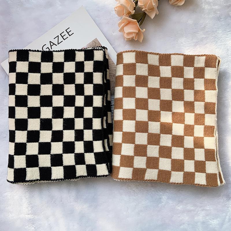 Customized checkerboard scarf autumn and winter new knitted scarf women's Korean version versatile black and white grid warm thickened scarf