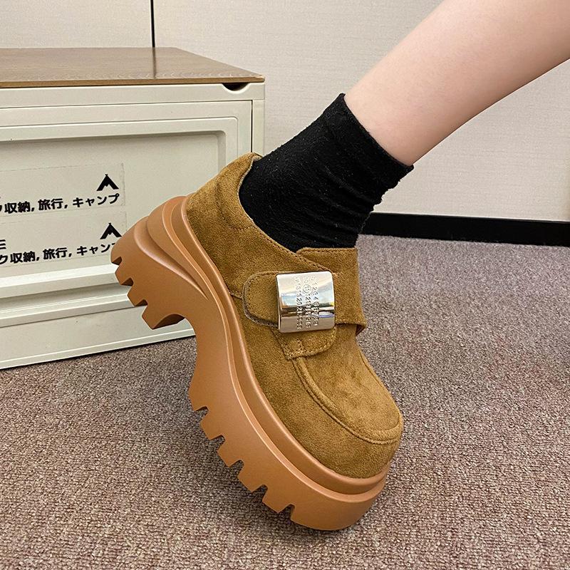 Retro round head shallow mouth women's new spring and autumn fashion versatile square heel one pedal casual shoes