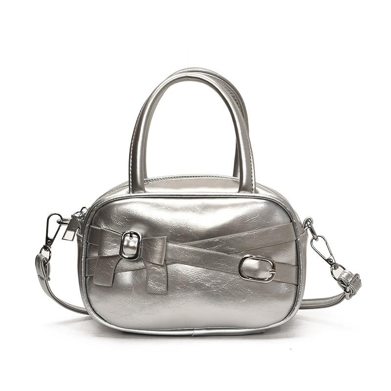 This year, Korean niche design sense, portable bowling bag, versatile high-end sense, foreign style fashion messenger women's bag