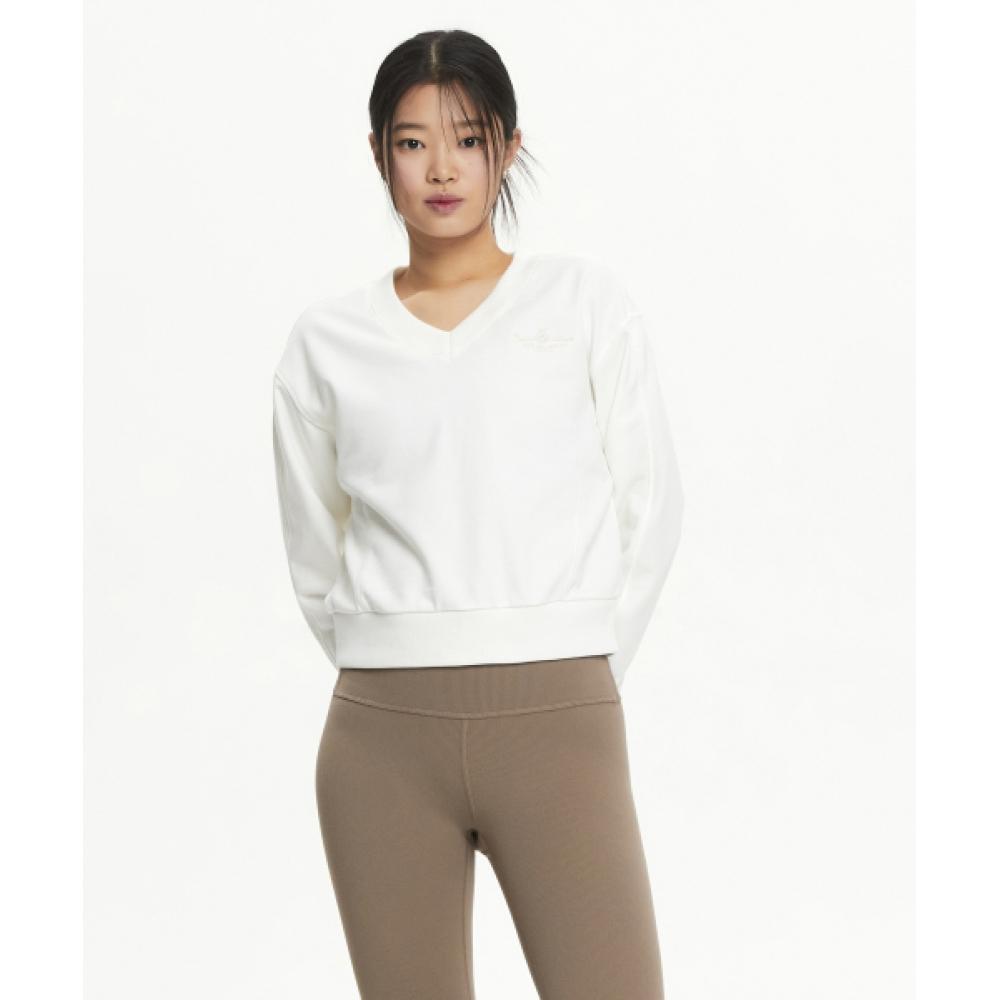 

New Balance Nbncf1w232 Women Heritage V Neck Sweatshirt iVory (39)IVORY/S(085)