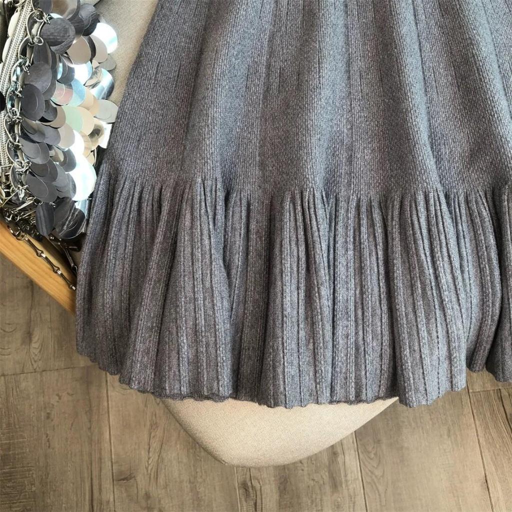 MIU Style 2025 Fall/Winter Knit Pleated A-Line Mini Skirt - Versatile and Slimming