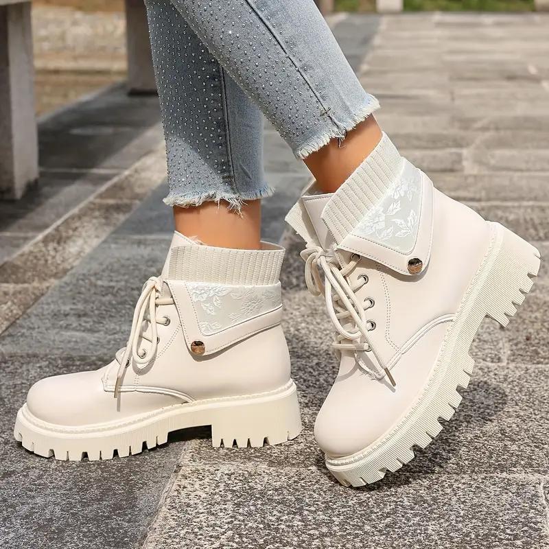 2025 Herbst/Winter Neue Britische Stil Damen Schnürung Kurze Stiefel mit Höhenverstellung und Schlankmachendem Aussehen