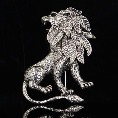 Spilla vintage a forma di leone in oro, semplice, alla moda, per cappotto da uomo, spilla casual alla moda