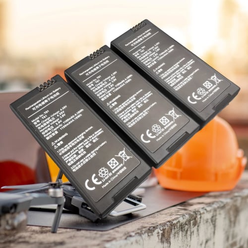 Three 1100mAh Batteries + 3-in-1 USB Speed ??Tello Battery Charger for DJI Tello RC Quadcopter.