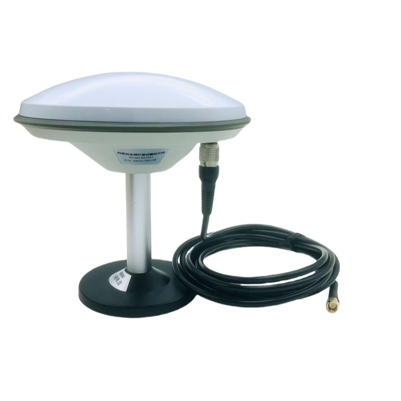 High Precision GNSS Antenna Multi-Frequency RTK Survey GPS Antenna Support BeiDou GPS GLONASS Galileo Work with UM980 Rover