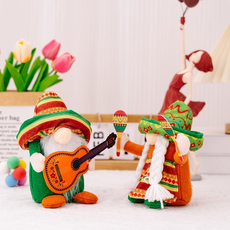 Festive Gnome Figurine Unique Music Creative Faceless Gnome Decoration For Party Fun