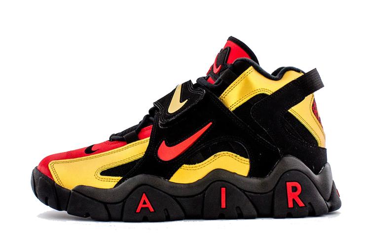 Nike Air Barrage Mid Black Metallic Gold CT1573-700 40.5