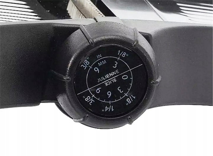 Szatkownica krajalnica do warzyw typu mandolina BRUNBESTE BB-3750