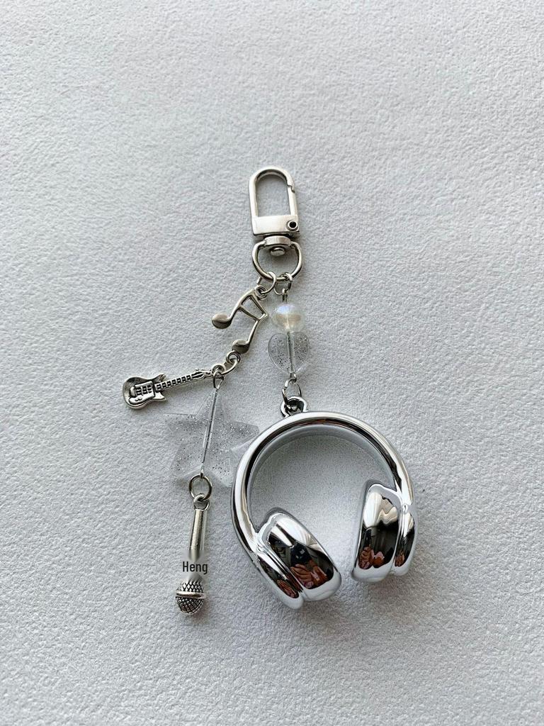 Colorful Earphone Pendant Keychain: Cool and Sweet Bag Charm, Perfect Bestie Gift