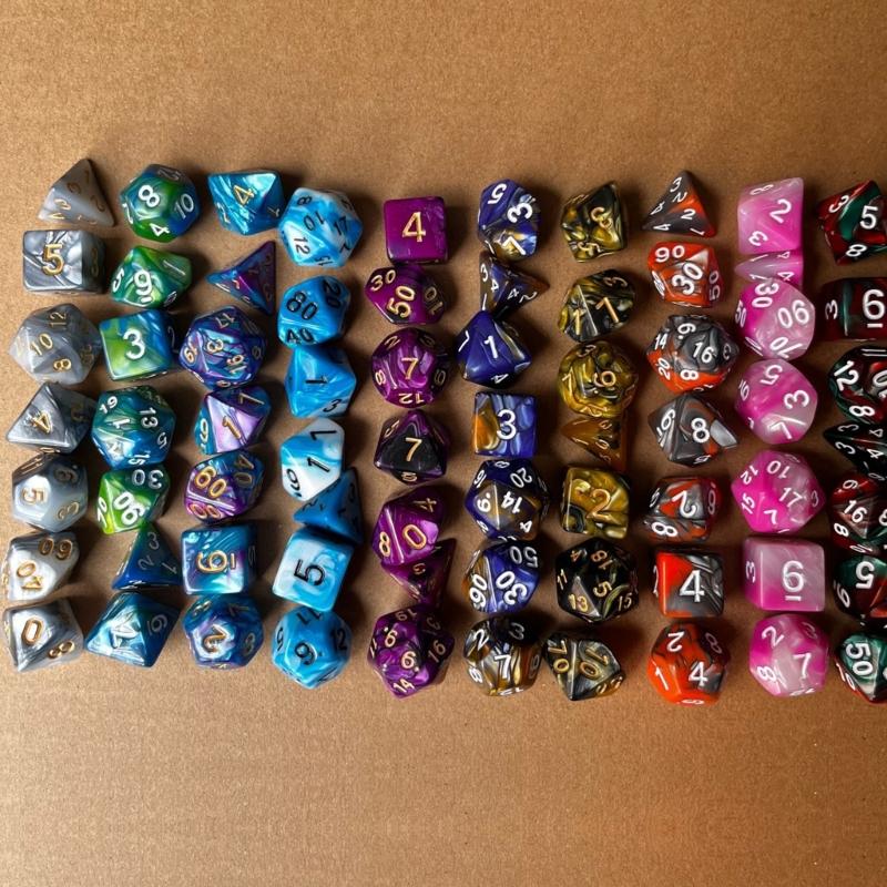 70 Stück 10 Farben Polyedrische Würfel Acryl Mehrseitige Würfel Rollenspiel Würfel für Tabletop Spieler Einfach zu bedienen