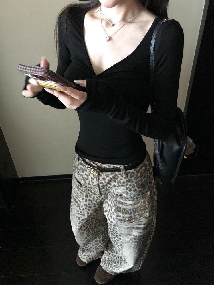 V-neck Long Sleeve Slimming Sexy Top for Autumn & Winter