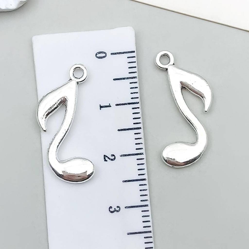 Starožitný stříbrný slitinový přívěsek ve tvaru noty na kytaru pro DIY šperky