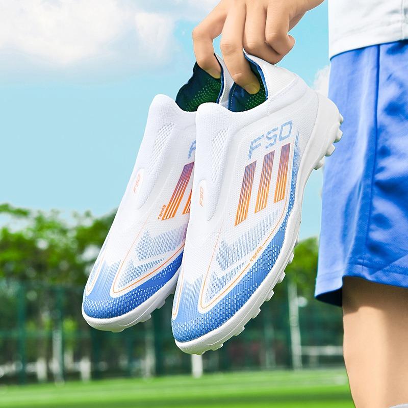 

Новые бесшнурковые бесшовные кроссовки для юношеского футбола, студенческие шипы, мужские и женские сороконожки для соревнований и тренировок 39